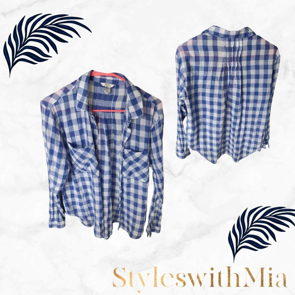 Gingham Blue and White Button Up